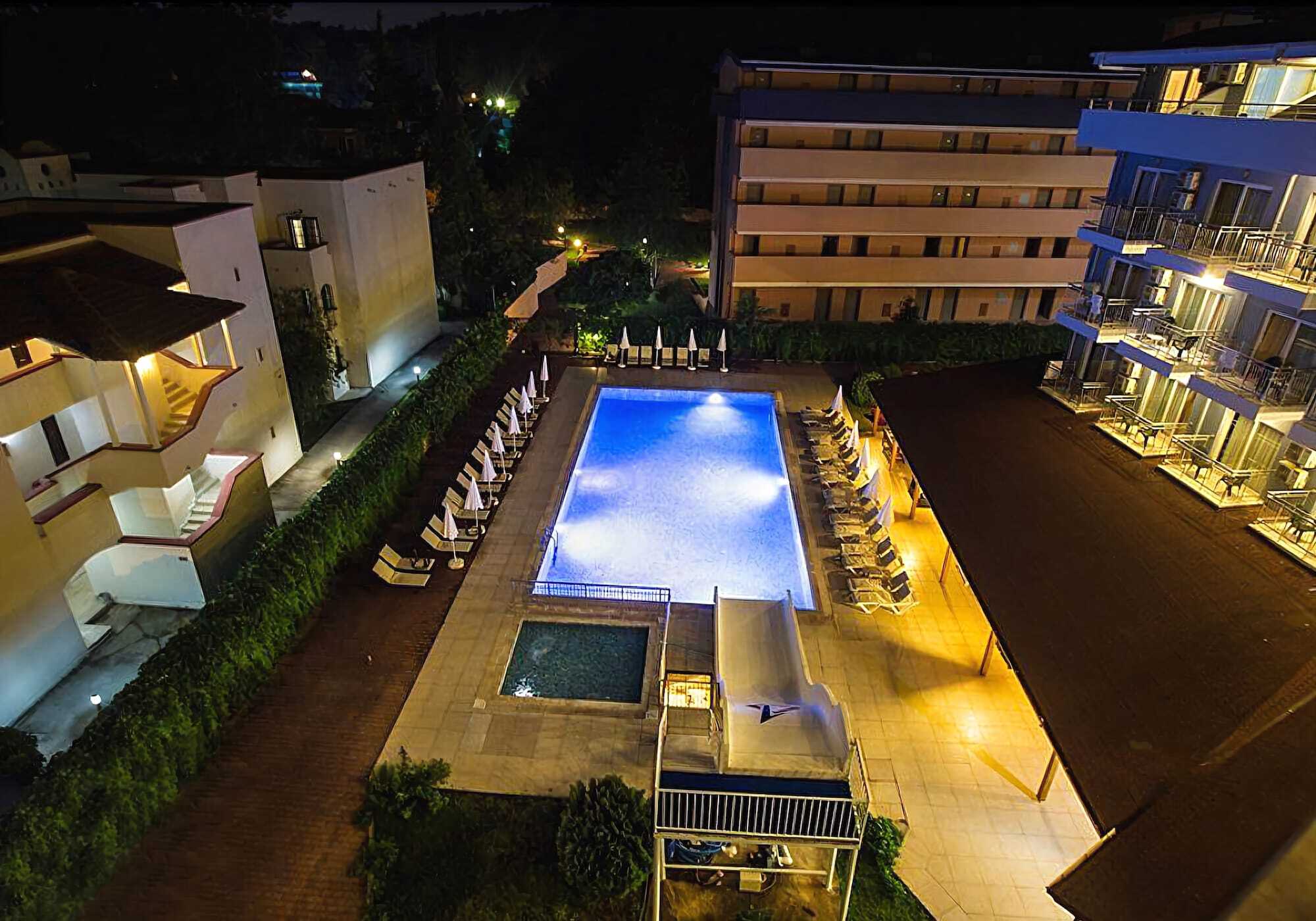 Monna Roza Beach Resort Hotel Гёйнюк Экстерьер фото
